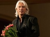 Жена Хворостовского опровергла слухи, что ее муж умер