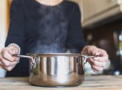 Весь бруд відстане разом із рисом