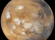 Ученые обнаружили на Марсе уникальный кратер с водяным льдом