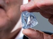 В ЮАР найден уникальный голубой алмаз