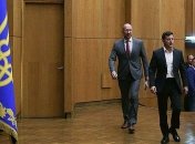 Президент заявляет, что Шмыгаль "неплохой" премьер