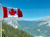 В Канаде обрушился в океан последний нетронутый ледник