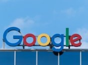 Працівникам Facebook і Google дозволили працювати з дому до кінця року