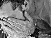 Що таке сонячний удар, як його уникнути і пережити