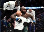 Чудовищный нокаут в бою Оверим - Розенстрайк (Видео)