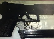 В Киеве полицейские задержали мужчину, который стрелял в соседа из-за девушки