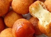 Рецепт дня: хрустящие сырные шарики