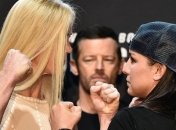 Холли Холм решением судей победила Пеннингтон