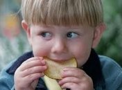 Чипсы меняют умственные способности ребенка