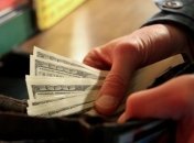 Эксперты: Доллар в обменниках может подорожать