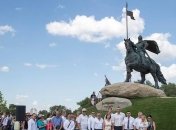 Кличко торжественно открыл памятник богатырю Илье Муромцу (Видео)