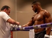 Джошуа обратился к WBO из-за ситуации с Усиком
