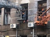 Пожар в Одесском колледже: спасатели начали поиск пропавших людей (Видео)