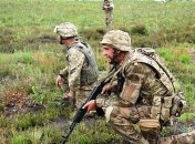 На Донбассе снова активизировались вражеские снайперы, пострадал военный