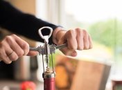 Штопору найдено необычное применение