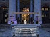  Папа Римский на пустой площади молился о прекращении пандемии коронавируса
