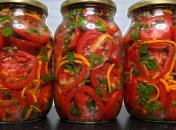 Приготовьте пикантную закуску из помидоров по-корейски