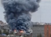 Дым стоял столбом, пришлось подключать все городские караулы: в Виннице произошел смертельный пожар в офисном здании (фото, видео)