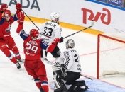 Российские команды используют английский язык на экипировке