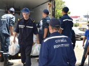 В Днепропетровске начали раздавать гумпомощь из Венгрии