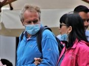 Коронавірус в Україні: як правильно носити захисну маску