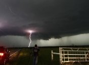 Известный исследователь торнадо погиб во время удара стихии