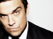 Робби Уильямс сделал собственный портрет на своем теле 