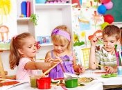 Комфортно ли ребенку в коллективе: как определить без расспросов