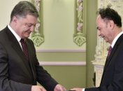 Порошенко принял верительные грамоты у послов шести стран