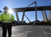 Обвалившийся мост в Генуе: Мэр города пообещал построить новый