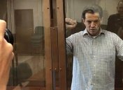 Фейгин рассказал, куда перевели Сущенко и кто сидит с ним в соседней камере