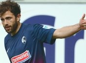 Официально: "Фрайбург" выкупает Мехмеди у "Динамо" 