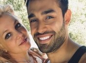 "Время лета": Бритни Спирс умилила сеть новым снимком со своим бойфрендом