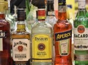 Обсяг виробництва лікерів та слабоалкогольних напоїв в Україні зріс