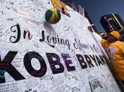 "Нет смысла": Пауло Коэльо уничтожил черновик книги, которую писал вместе с Коби Брайантом