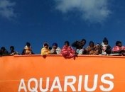 Италия и Мальта отказались: Франция готова принять судно с беженцами