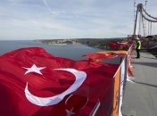 В Стамбуле соединили Европу и Азию еще одним мостом