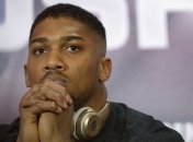 Бокс. Джошуа продемонстрировал мышцы перед боем с Паркером