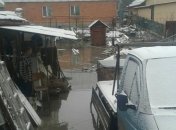 В Кропивницком затопило улицу после ремонтных работ коммунальщиков