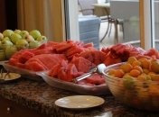 "Оранжевый флаг": туристов в Турции просят не брать еду в избытке