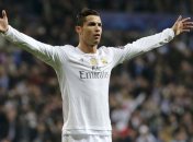 Роналду 3 месяца играет с травмой