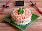 Вкусный салат, напоминающий суши