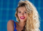 Регина Тодоренко рассказала, что означает татуировка на ее среднем пальце