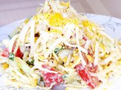 Секрет этого салата - в необычном соусе