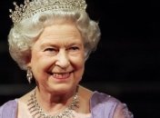 92-летняя королева Елизавета II прокатилась верхом на коне 