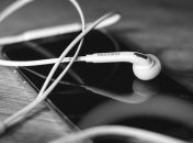 Samsung хочет перевести смартфоны только на беспроводные наушники