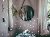 Зеркало считается весьма сложным и едва ли не магическим предметом интерьера