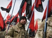 Матиос назвал "Правый сектор" незаконным вооруженным формированием