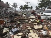 Цунами в Индонезии: Трамп выразил соболезнования 