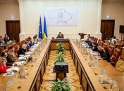 Кабмин начинает вводить специальные условия по импорту пищевых продуктов